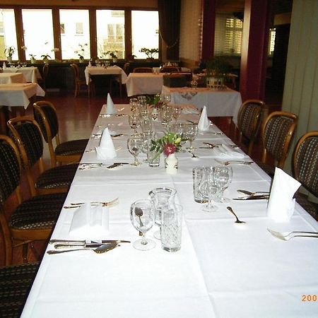 Hotel Restaurant Braas Esch-sur-Sûre Kültér fotó