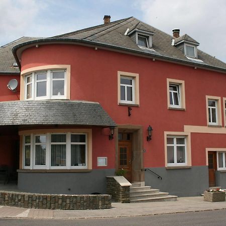Hotel Restaurant Braas Esch-sur-Sûre Kültér fotó